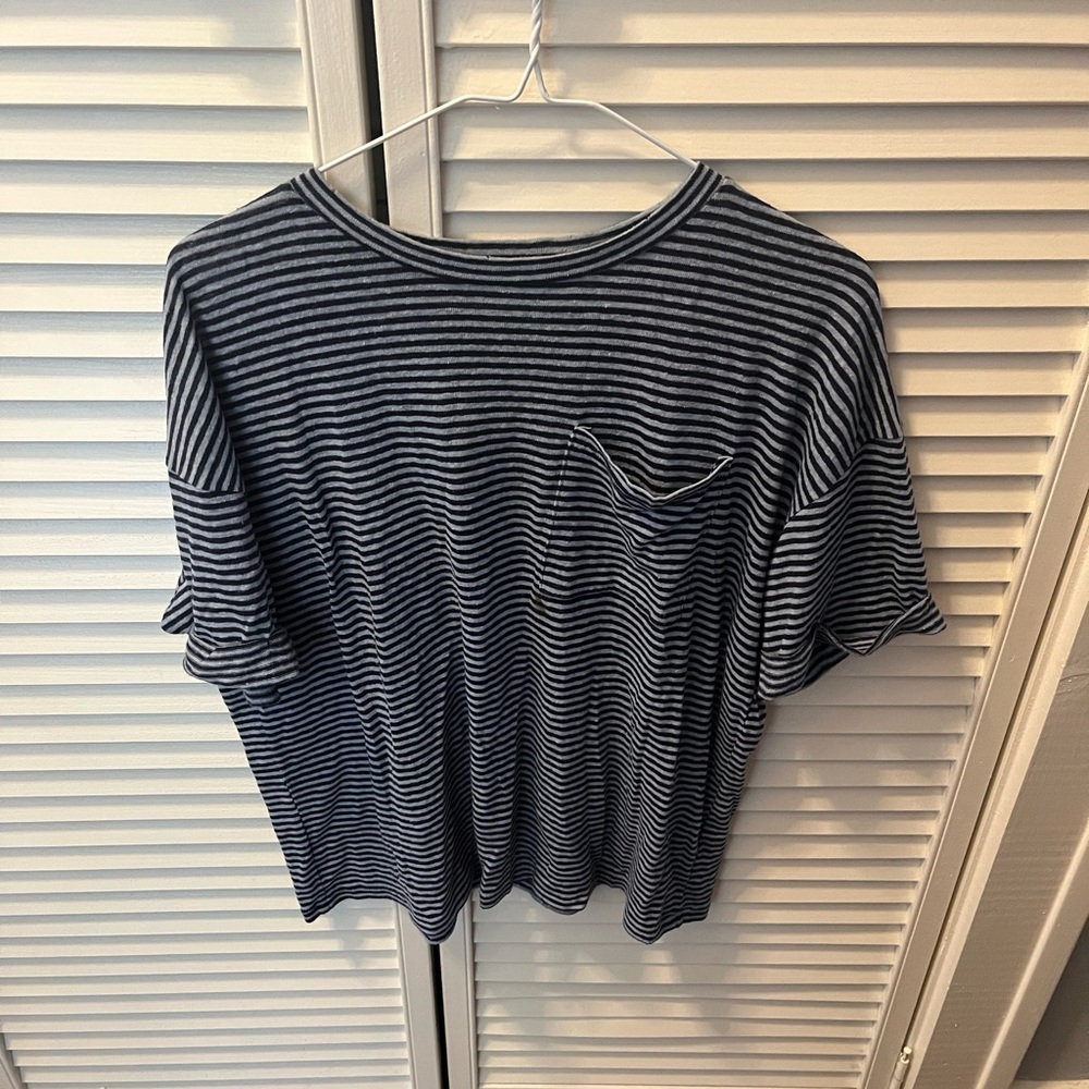 Aerie XS striped puff sleeves t shirt. 
(Small stain)